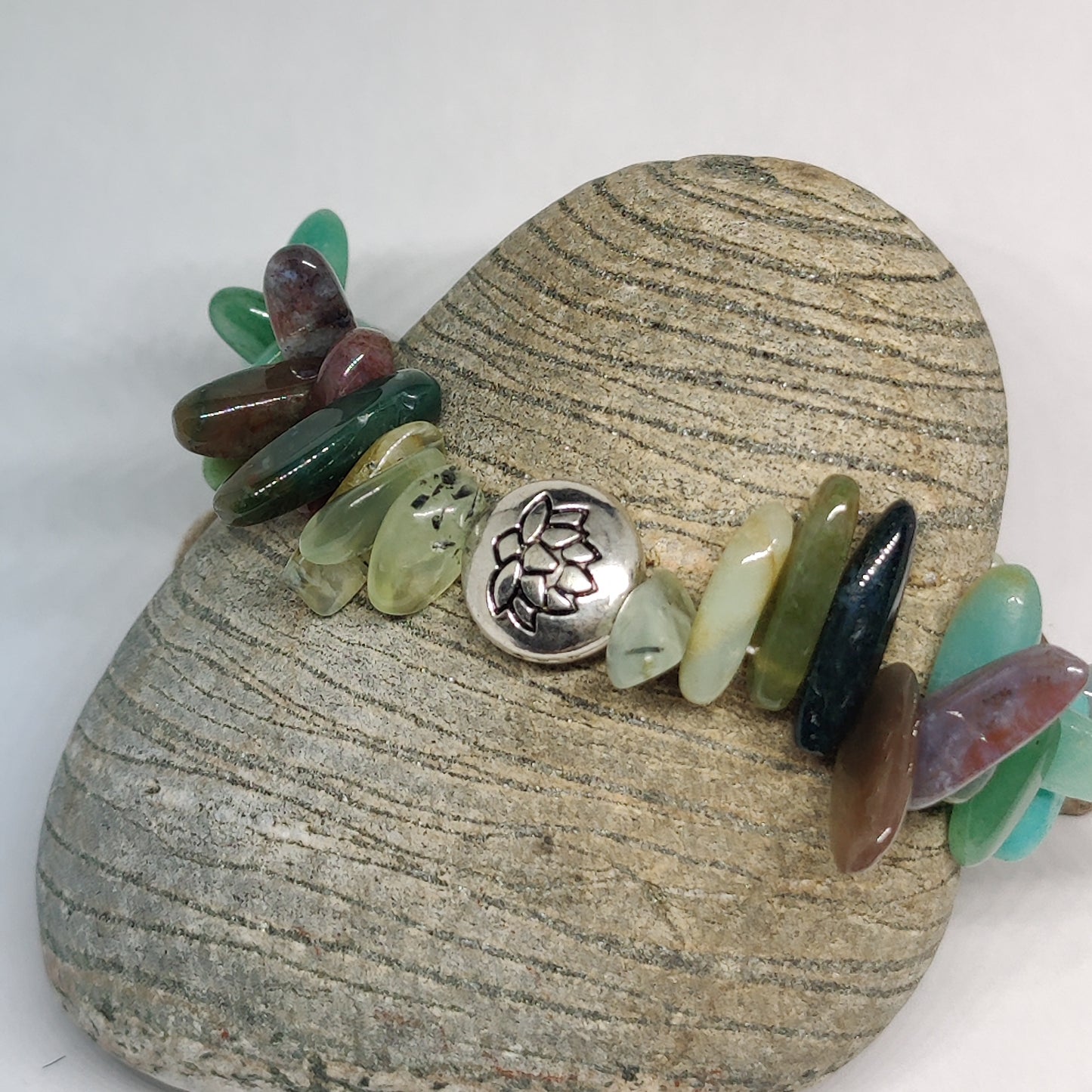 Indian Agate and Prehnite Healing Stone Bracelet